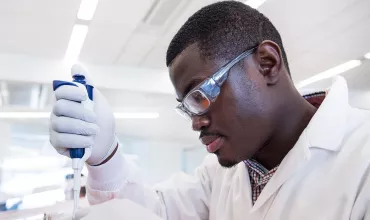 Scientist in lab Scientist in lab