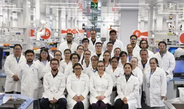 Profesionales en laboratorio Profesionales en laboratorio