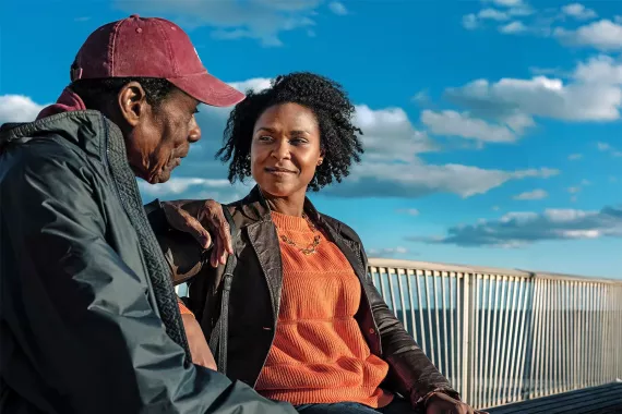 Shanelle Gabriel spending time with her father in New York Шанел Гейбриъл прекарва време с баща си в Ню Йорк