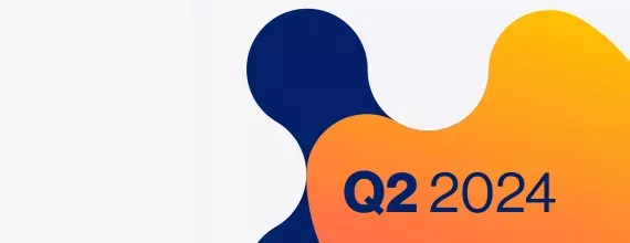 Resultados Financeiros Peça gráfica com o título "Q2 20224" no canto inferior esquerdo, escrito em azul, sobre uma forma de molécula com as cores em degradê laranja e amarelo e uma molécula azul, tudo sobre fundo branco cinzento.
